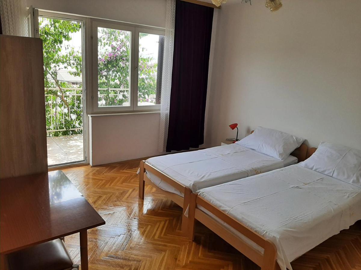 Apartments Tina Omiš Buitenkant foto