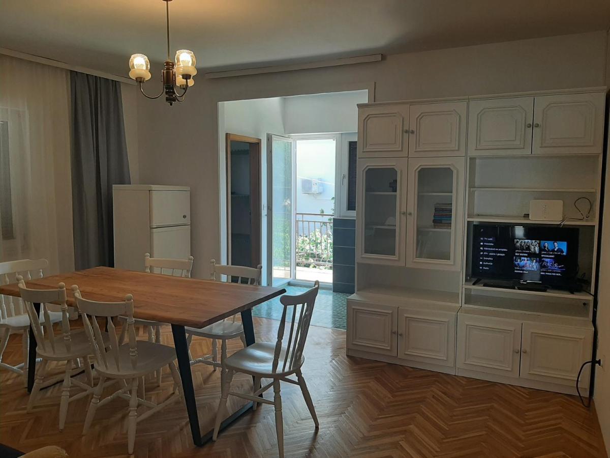 Apartments Tina Omiš Buitenkant foto