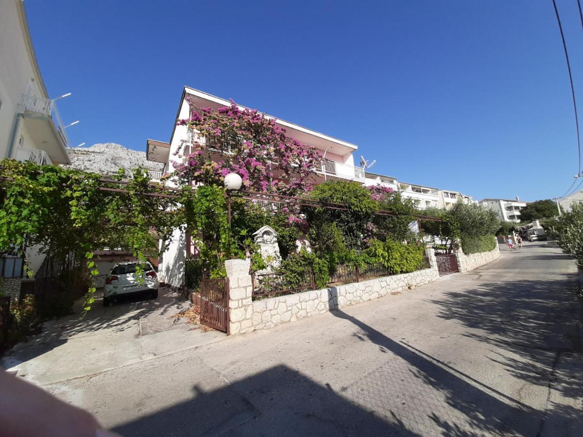 Apartments Tina Omiš Buitenkant foto